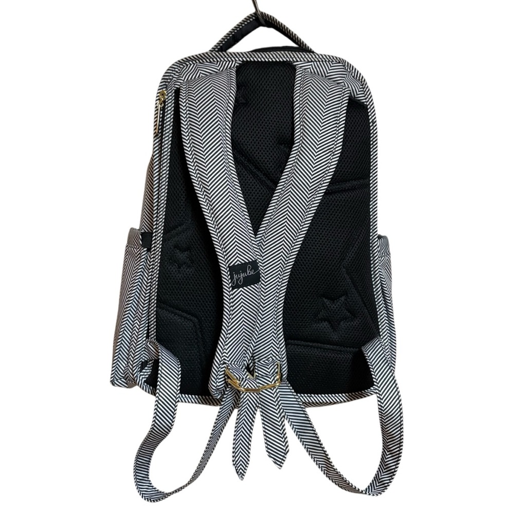 Ju-ju-be Be Right Back Diaper Bag - Picture 4 of 16